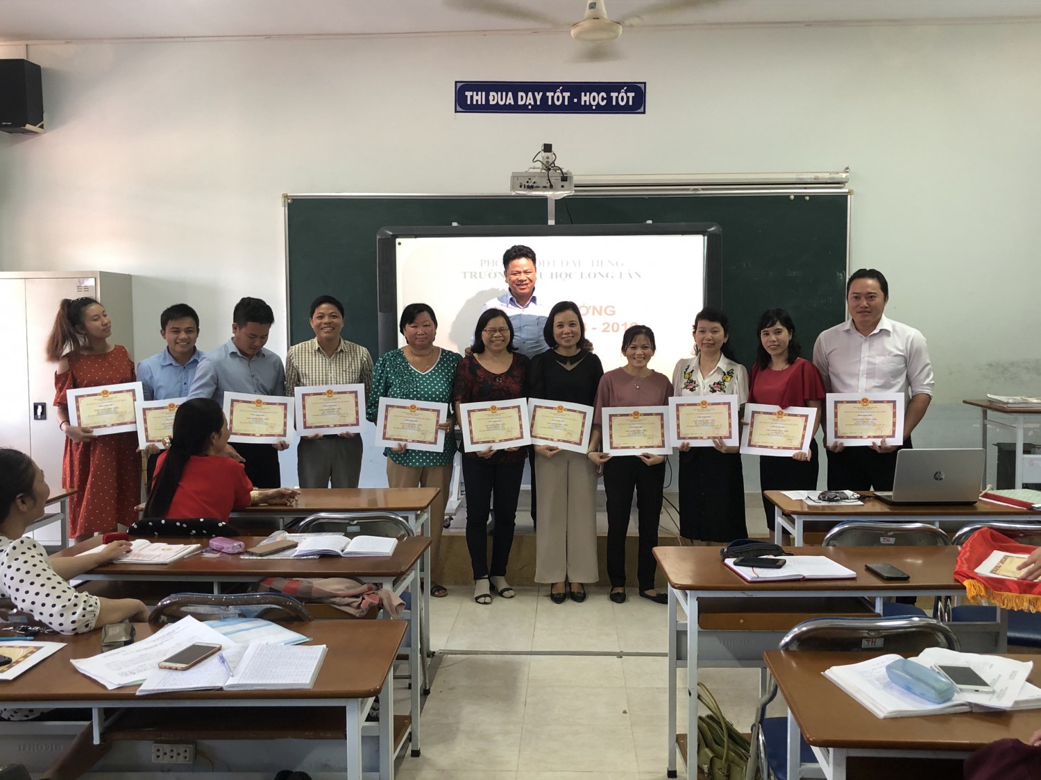 Sơ kết học kì I năm học 2019-2020